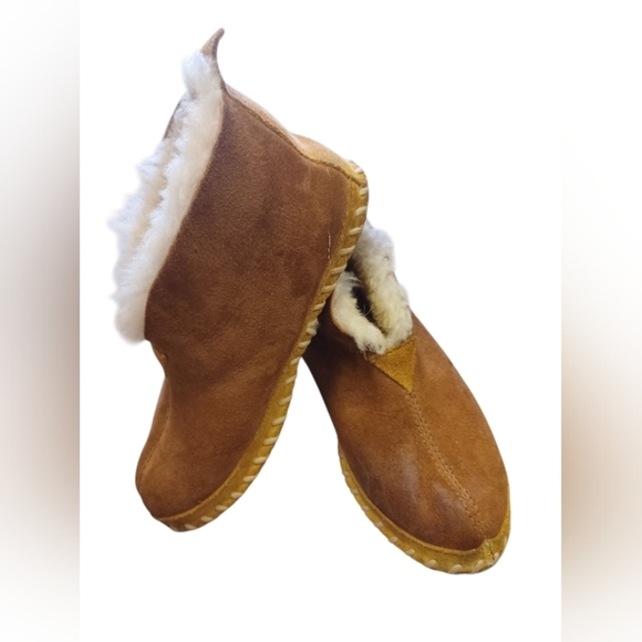 L.L. Bean "Wicked Good Slipper" EUC Leather Shearling, Dark Tan Size 6M - Picture 1 of 7